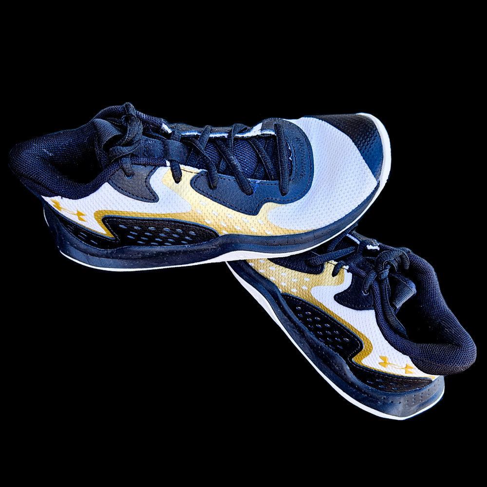 Basketball 5 Y Under Armor 3-25